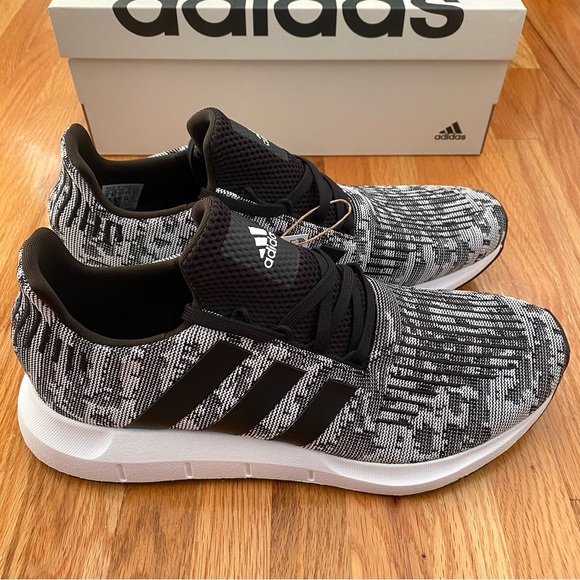 Adidas Swift Run 1.0 Men’s Sneakers - Picture 4 of 7